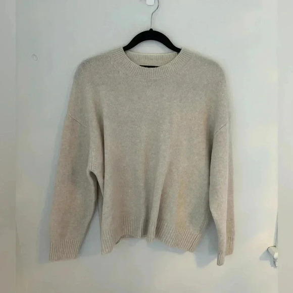 Mango  Oversized Crew Neck Sweater in Cream NWT - Picture 5 of 12